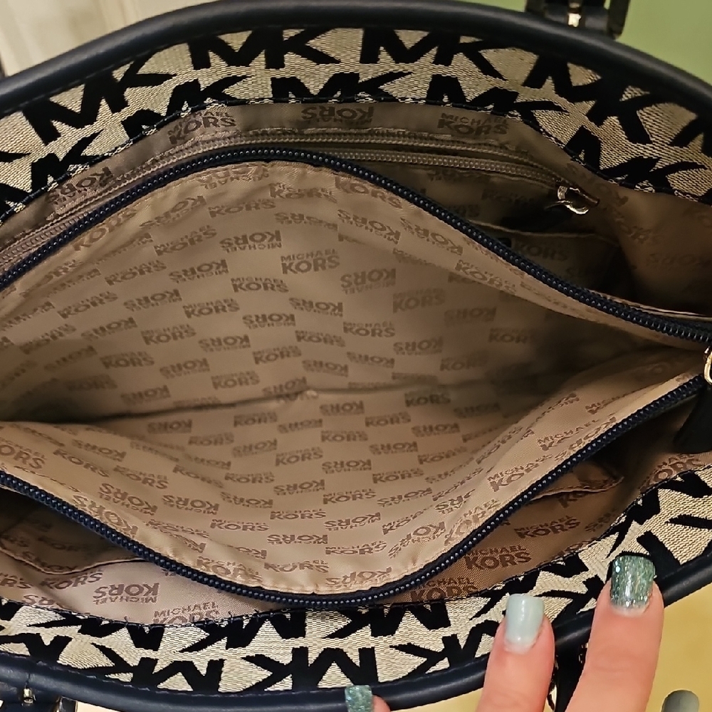 Michael Kors Navy and Gray MK Logo Tote with Front Flap Pocket - Picture 7 of 10
